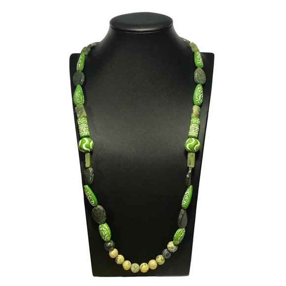 Vintage Handmade Serpentine and Green and White African Clay Bead Necklace - Picture 1 of 5